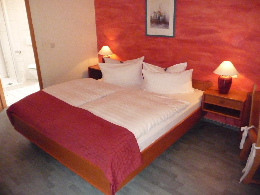 Hotel Am Grudenberg Χάλμπερσταντ Δωμάτιο φωτογραφία