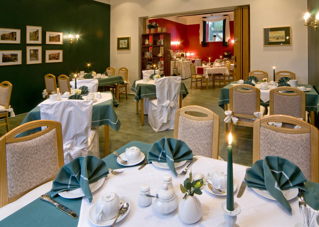Hotel Am Grudenberg Χάλμπερσταντ Εξωτερικό φωτογραφία