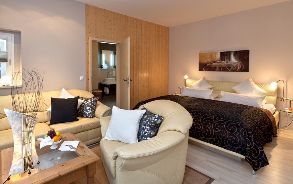 Hotel Am Grudenberg Χάλμπερσταντ Δωμάτιο φωτογραφία